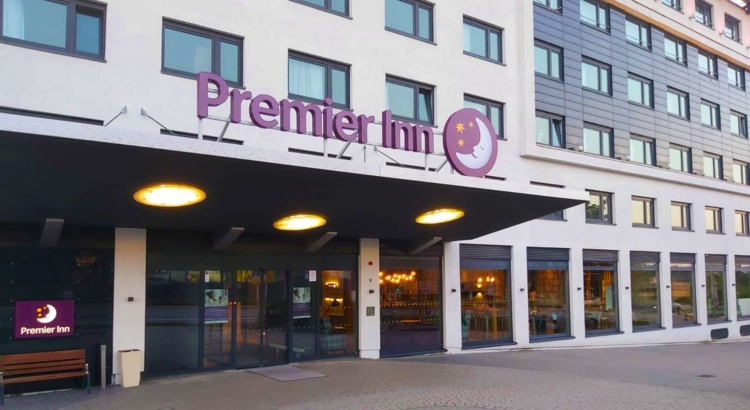 Stuttgart Airport Aussenansicht Eingang Foto Premier Inn Deutschland